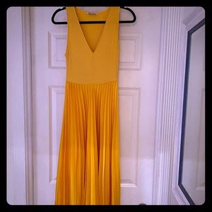 Zara Yellow Midi pleat dress